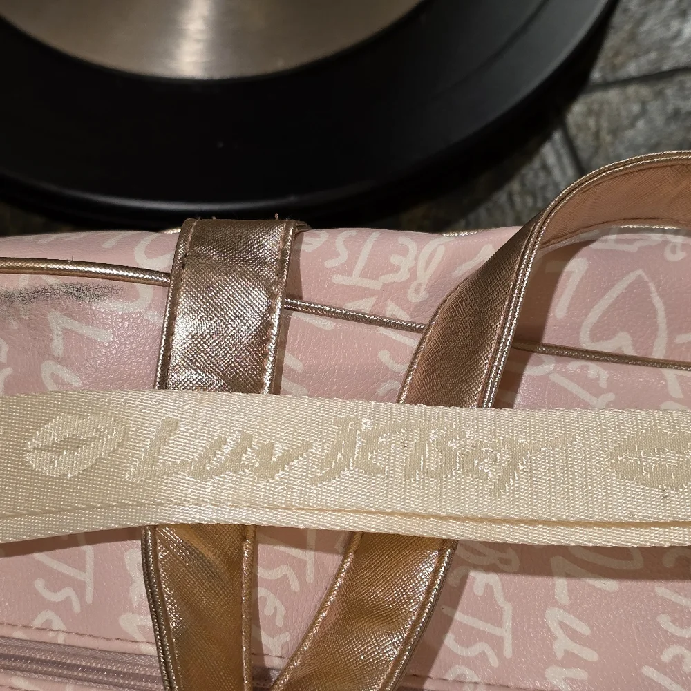 Luv Betsey By Betsey Johnson Weekender Travel Bag. - Picture 6 of 11